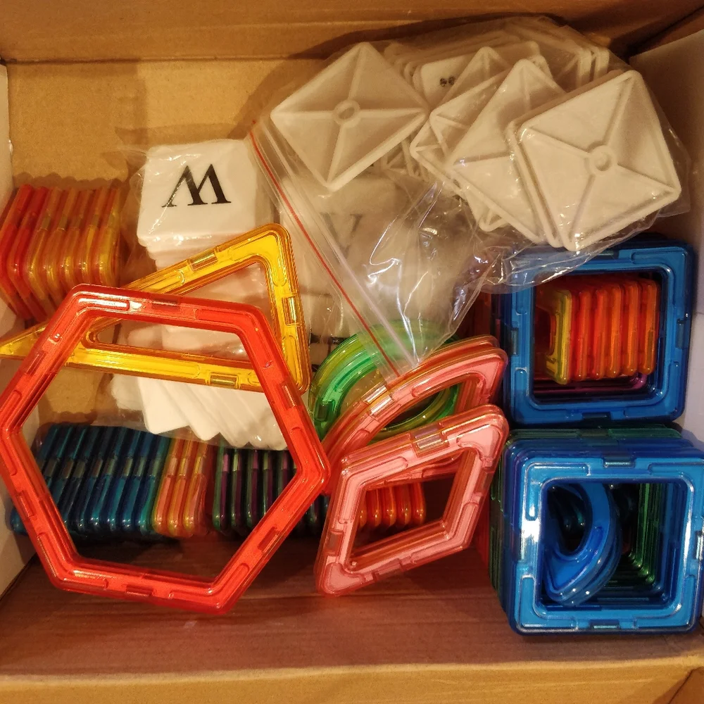 138 pcs magnetic building set